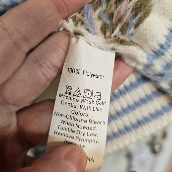 Sunday Up Button Up Cottagecore Floral Soft Girl Bell Sleeve Cardigan Sweater - Picture 5 of 9